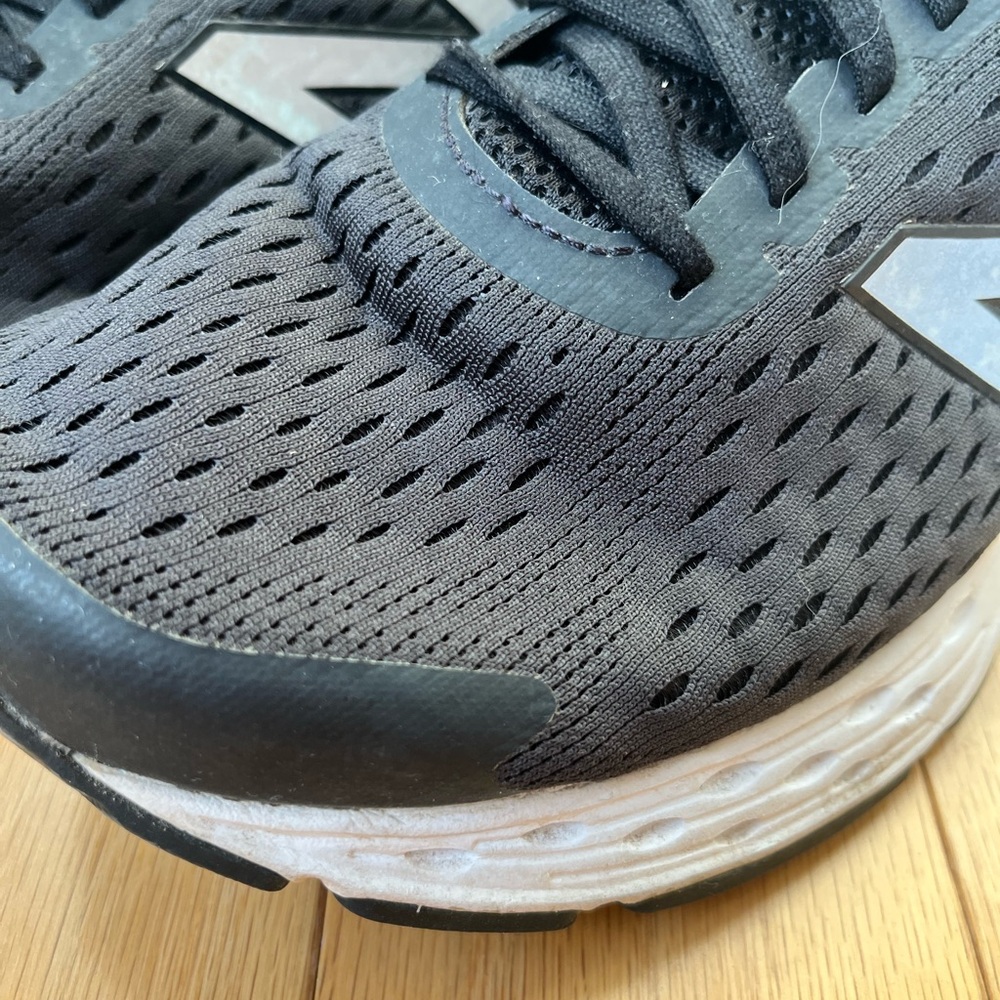 New Balance M680LK6 Black Men’s Athletic Shoes - Picture 8 of 10